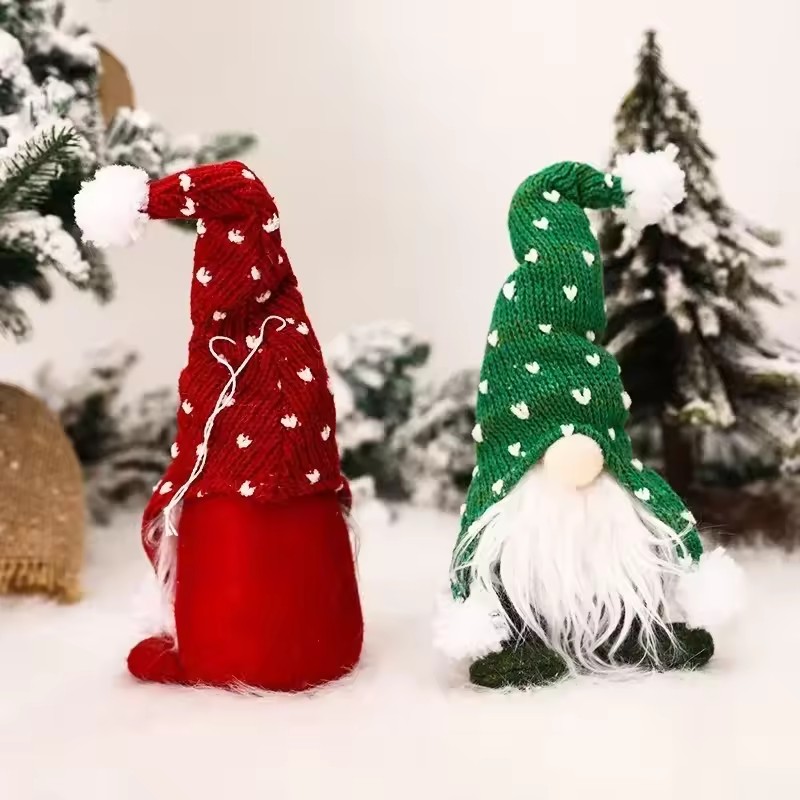 Weihnachtswichtel-Plüsch-Weihn – Home Bargains Bewertung und Preis